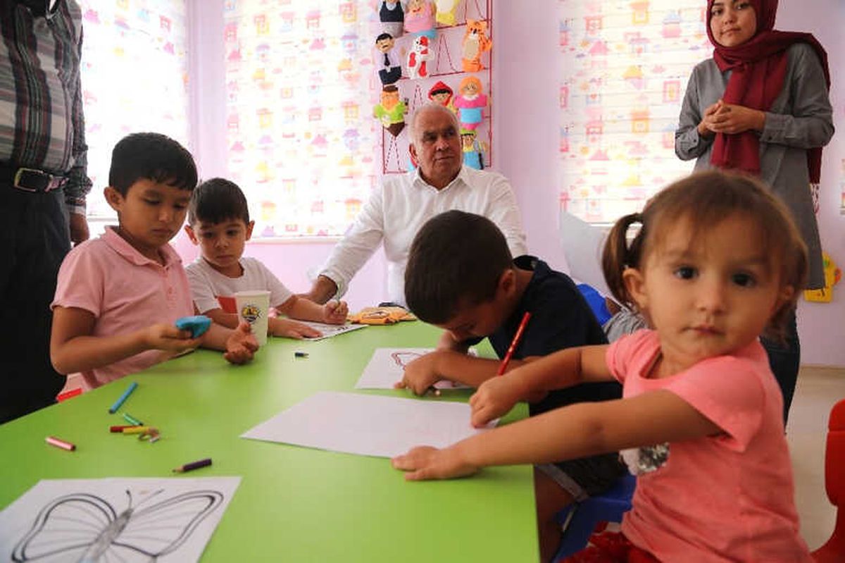 Başkan Tollu, Kreşteki Çocuklarla Bir Araya Geldi