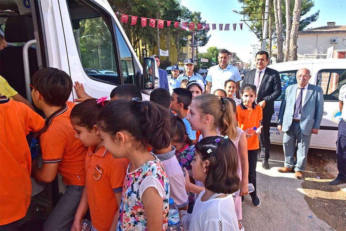 Ceylanpınar\'da "Daha Dikkatli Şoför Amca" Etkinliği