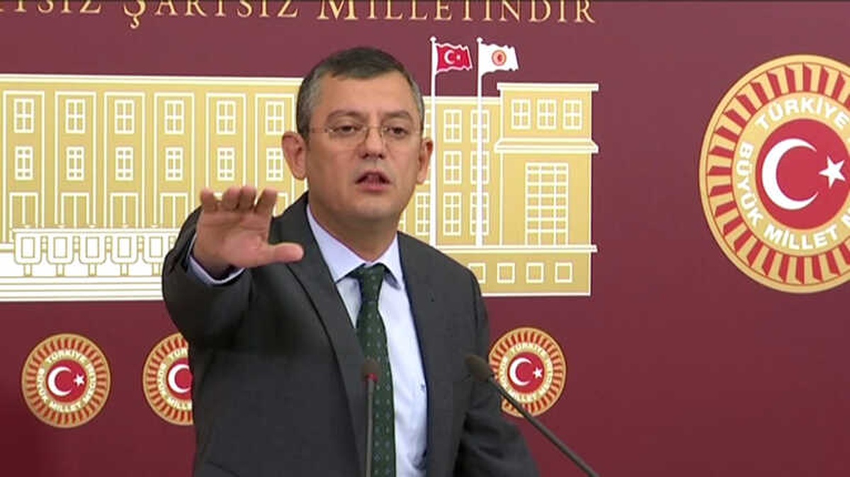 CHP\'li Özel\'den İç Tüzük Açıklaması