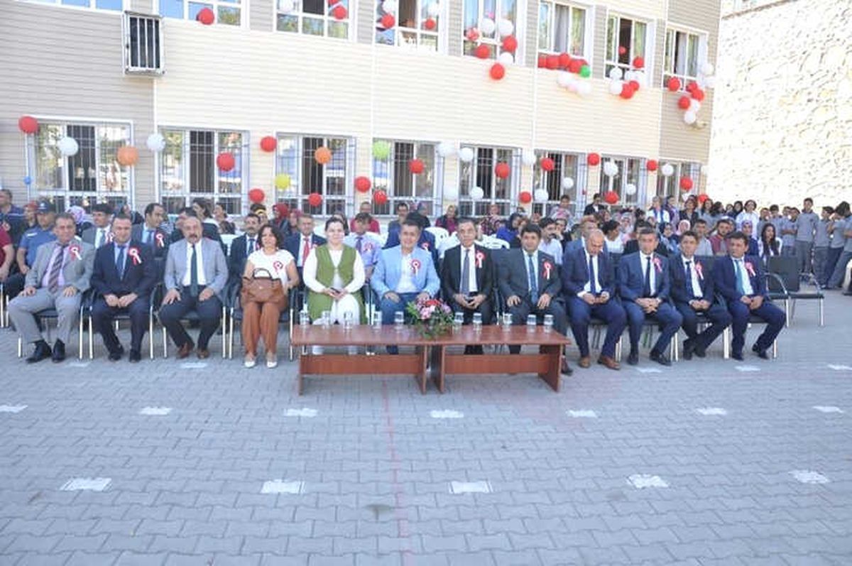 Gölbaşı İlçesinde İlköğretim Haftası Kutlandı