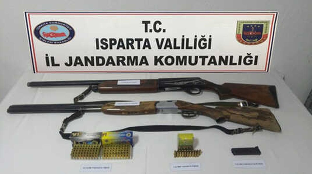 Isparta\'da Ruhsatsız Silah Operasyonu