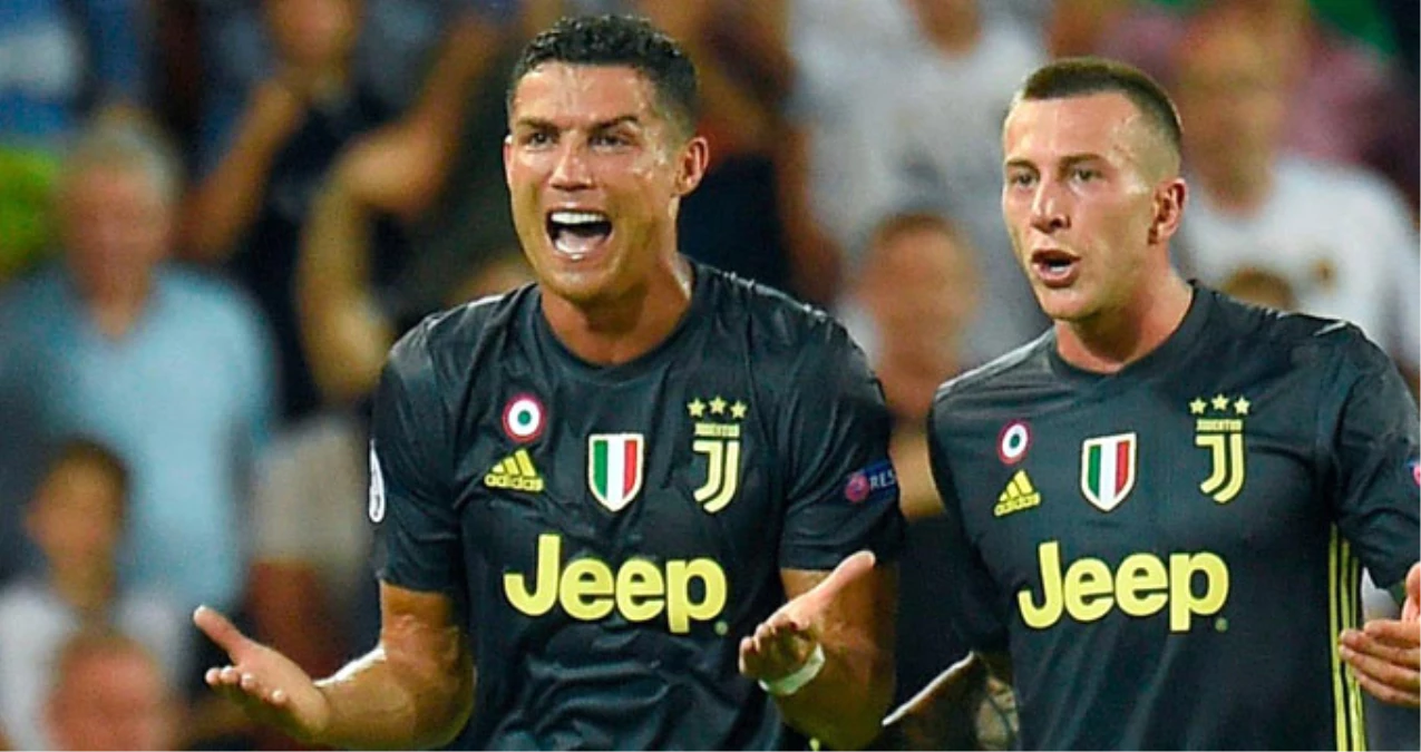 Juventus\'un Yıldızı Cristiano Ronaldo, Old Trafford\'a Dönemeyecek