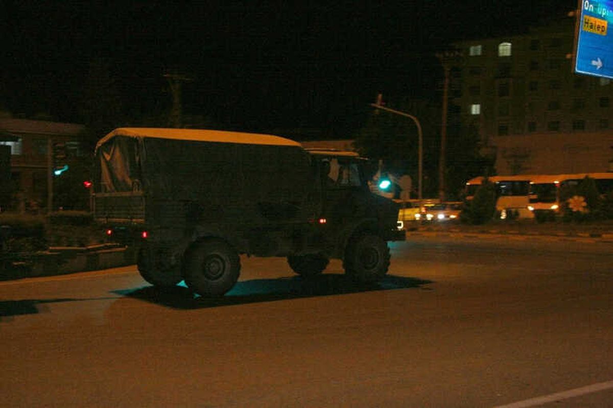 Kilis\'ten Askeri Sevkıyat Sürüyor