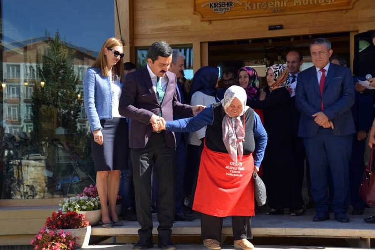 Kırşehir\'in Lezzet Mimarları Ödüllerini Aldı