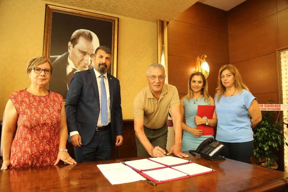 Mezitli\'de Kadın ve Çocuğa İstismara Karşı İşbirliği