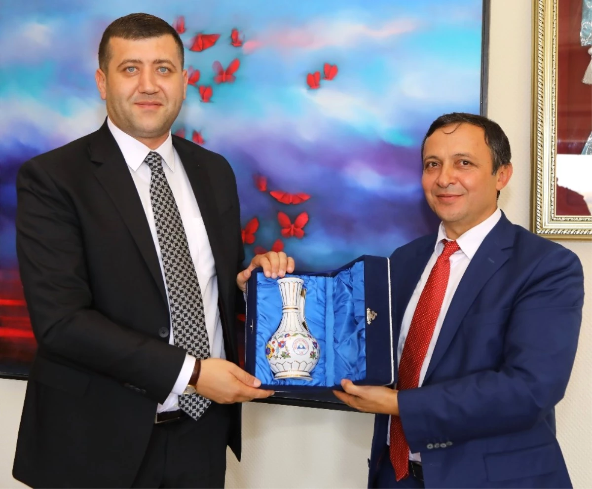 MHP Kayseri Milletvekili Ersoy, Erü Rektörü Çalış\'ı Ziyaret Etti