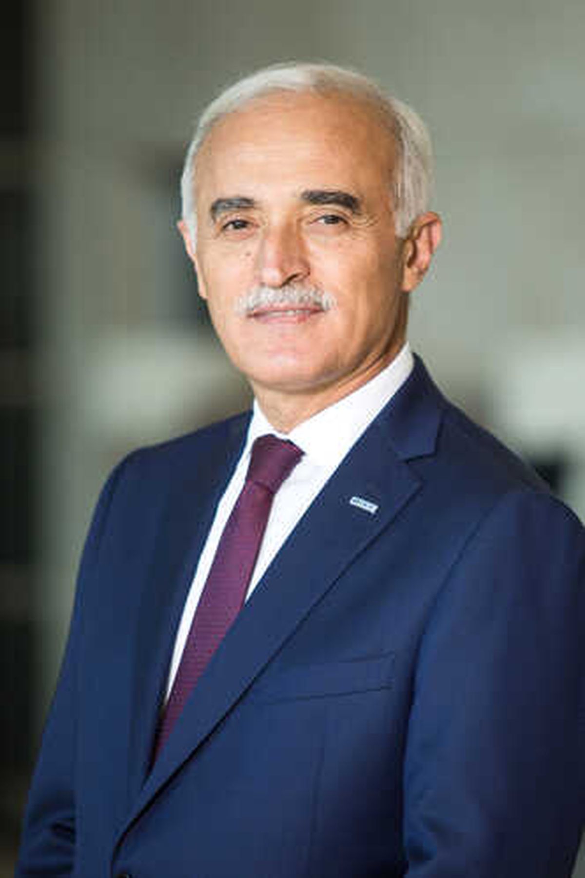 Nail Olpak: "Gerçekçi Bir Program"