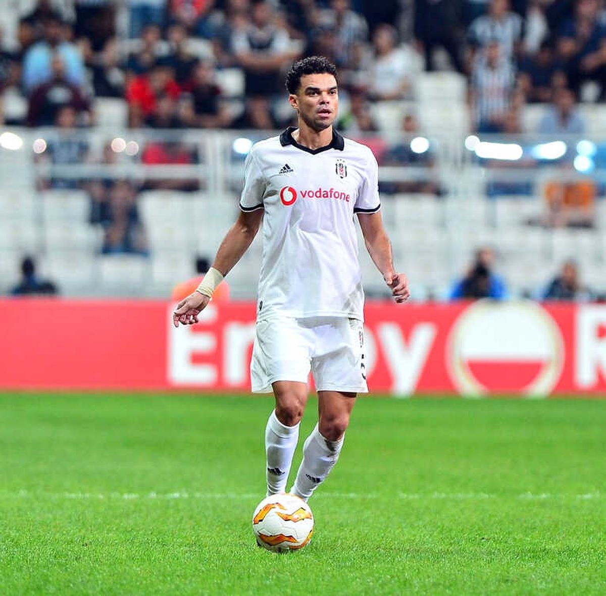 Pepe\'nin Yıllık Ücreti, Sarpsborg\'un Değerinden Fazla!