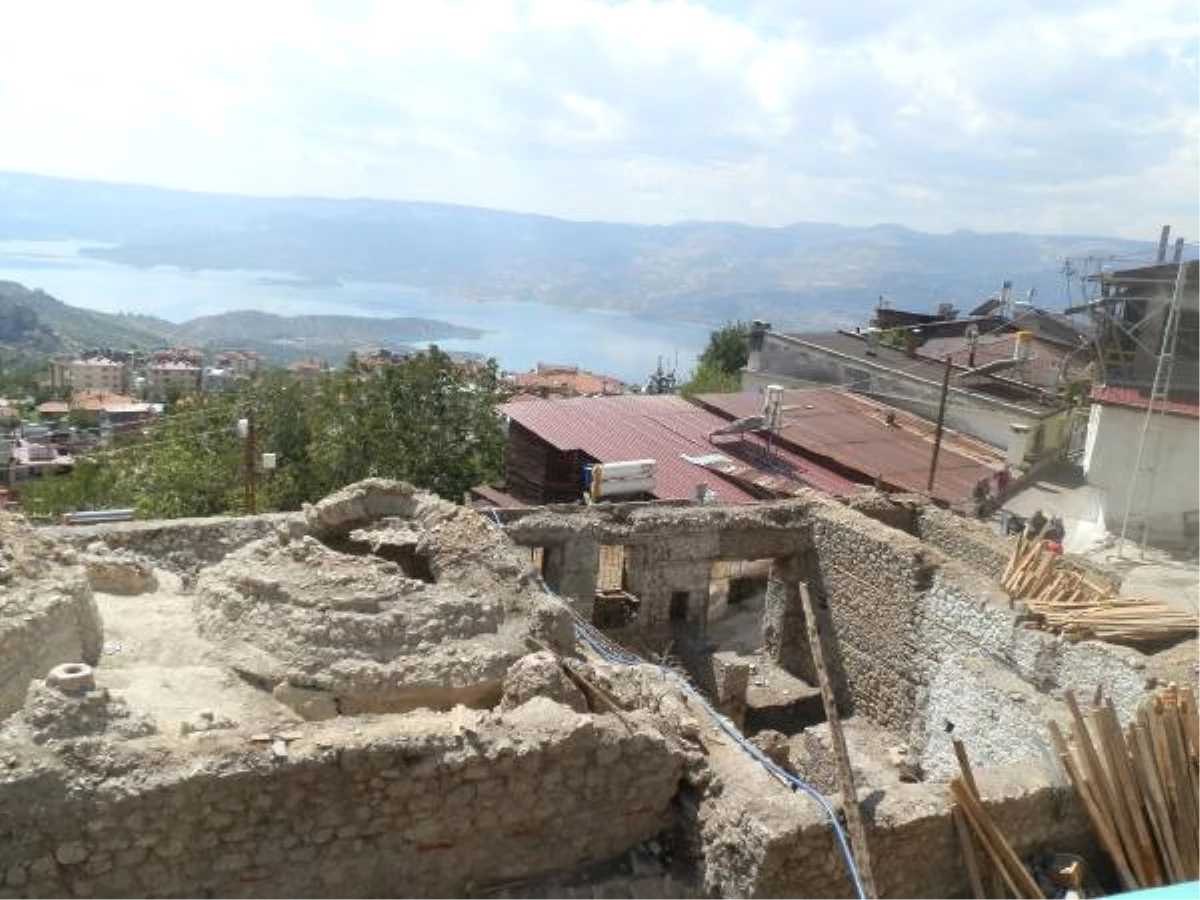 Tarihi Karamanoğlu Hamamı Restore Edilecek