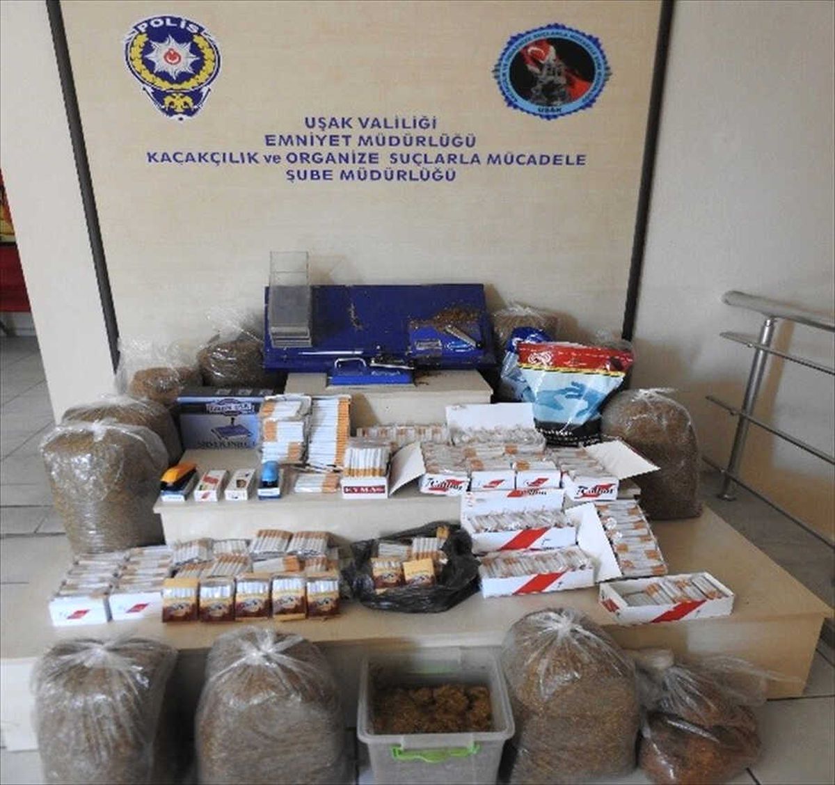 Uşak\'ta Kaçak Tütün Operasyonu