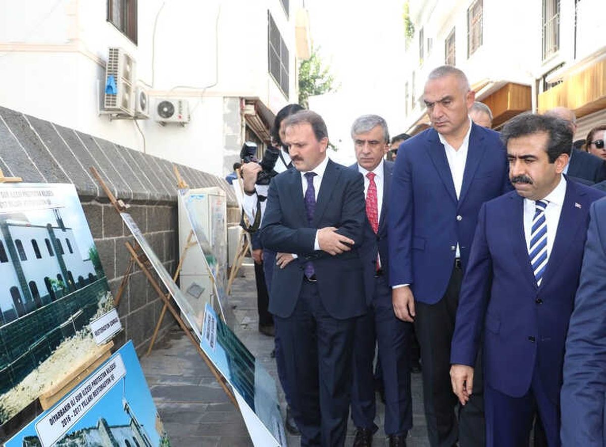 Bakan Ersoy, Dört Ayaklı Minare\'nin Açılışına Katıldı