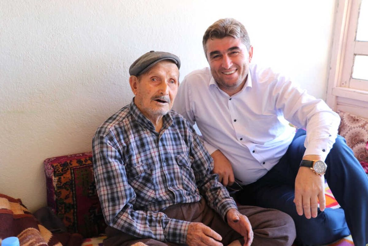Başkan Tosun, Börtlüce\'ye Hizmet Müjdesi Götürdü