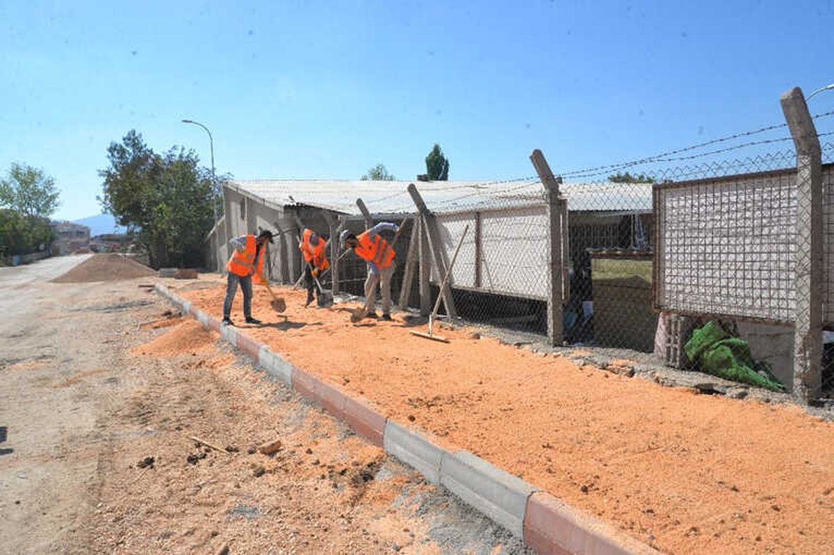 Bilecik Belediyesi\'nden Asfalt ve Kaldırım Çalışması