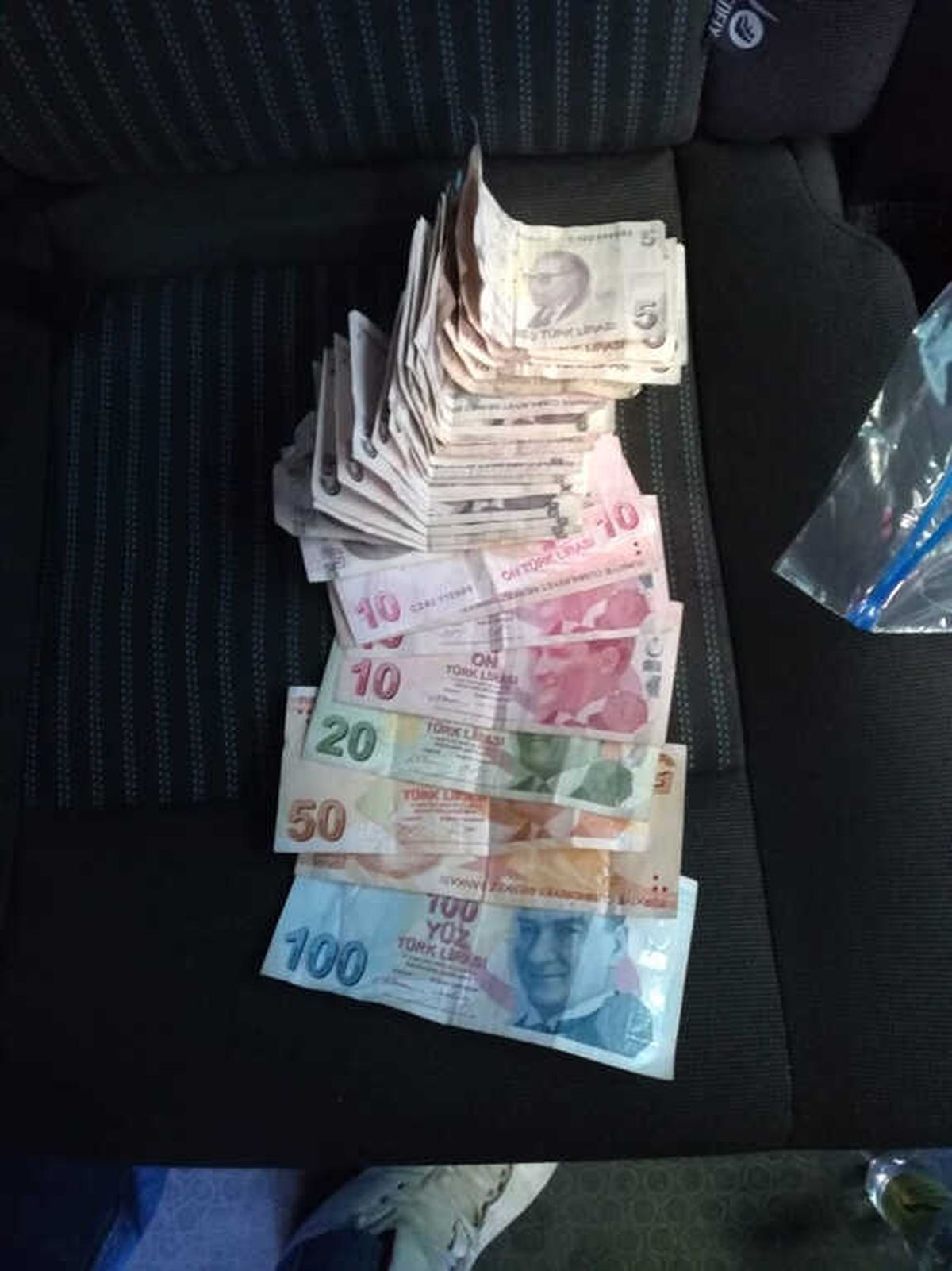 Bu Paralar Dilencinin Üzerinden Çıktı