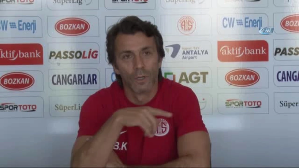 Bülent Korkmaz: "Ligin En Çok Gol Yiyen Takımı Olmaktan Dolayı Rahatsızım"