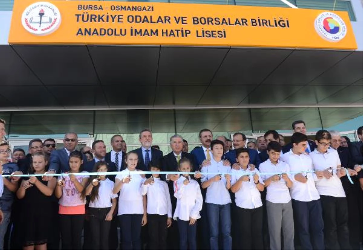 Bursa\'da İş Dünyasını Bir Araya Getiren Cami ve Okul Açılışı