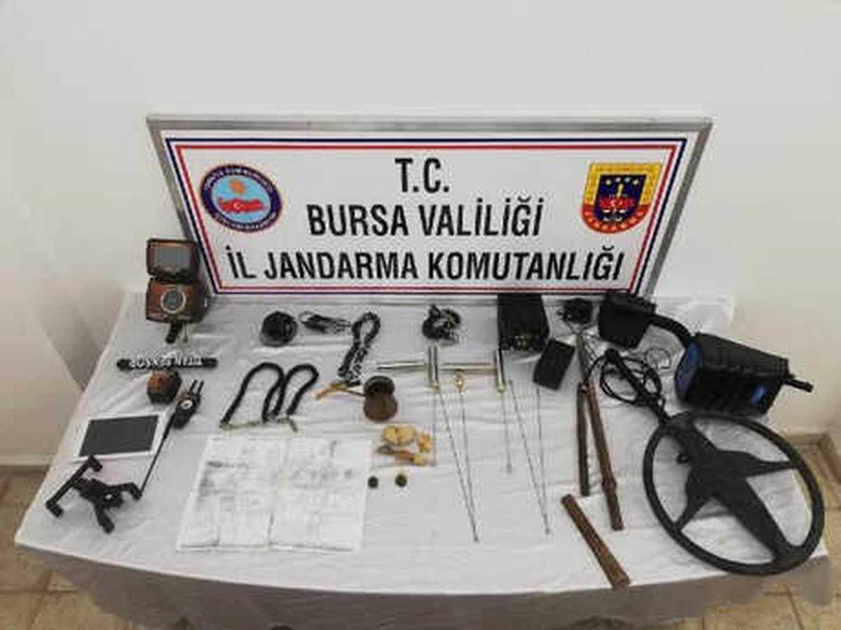 Bursa\'da İzinsiz Kazıya 11 Gözaltı