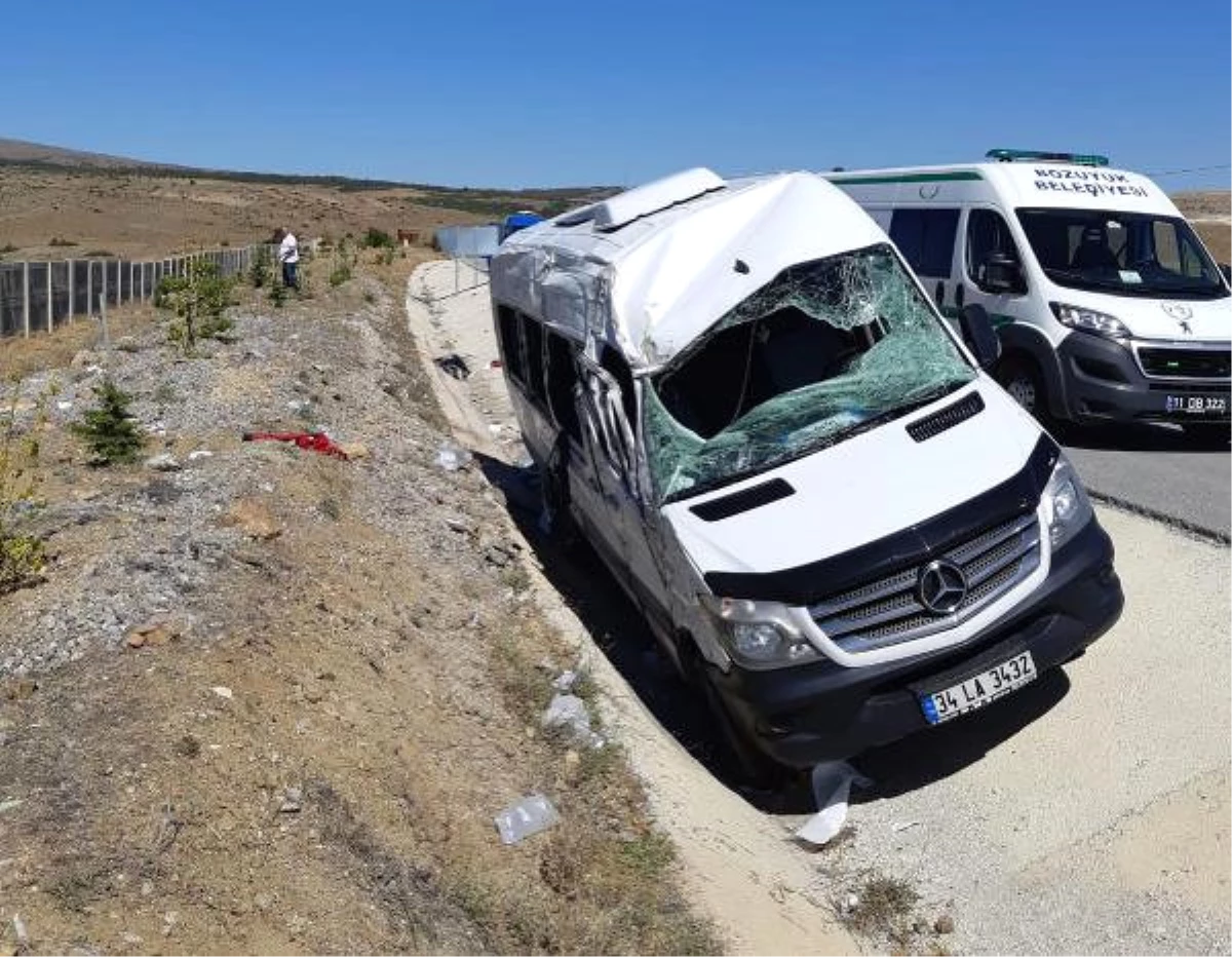 Eskişehir\'de Minibüs Devrildi: 1 Ölü, 6 Yaralı