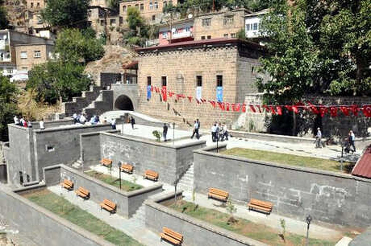 Feyzullah Ensari Türbesi\'nin Restorasyonu Tamamlandı