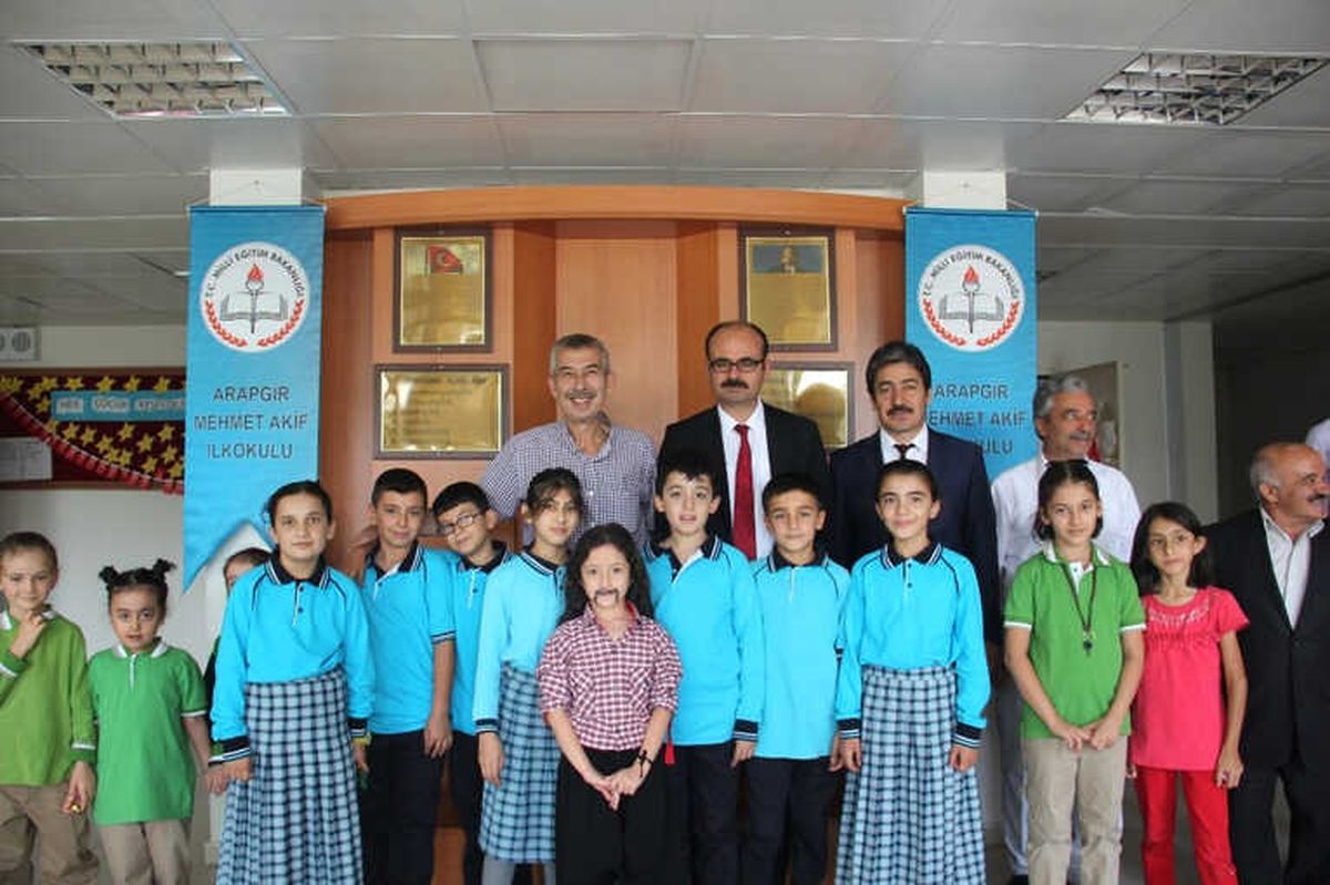 İlköğretim Haftası Arapgir\'de Kutlandı