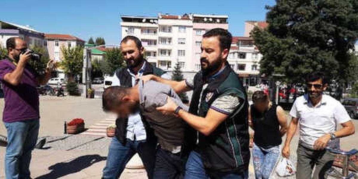 İnegöl\'de Uyuşturucu Ticaretine 3 Gözaltı