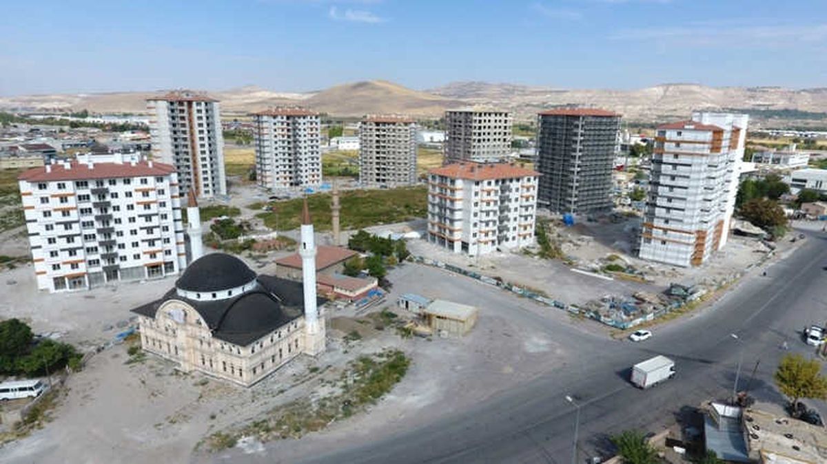 Melikgazi\'de Dairelerin Kura Çekimi Başladı