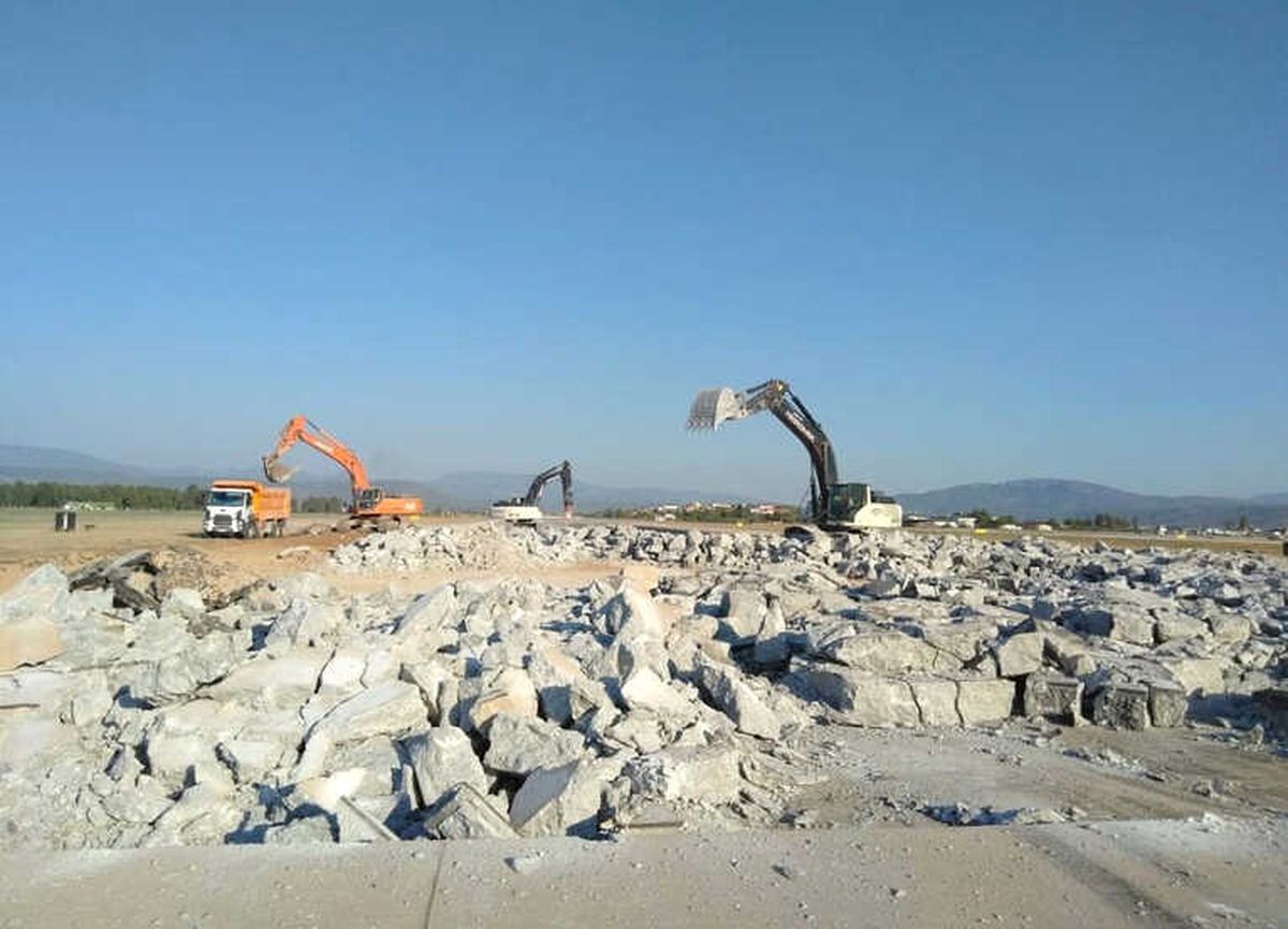 Milas Bodrum Havalimanı\'nda Çalışmalar Devam Ediyor