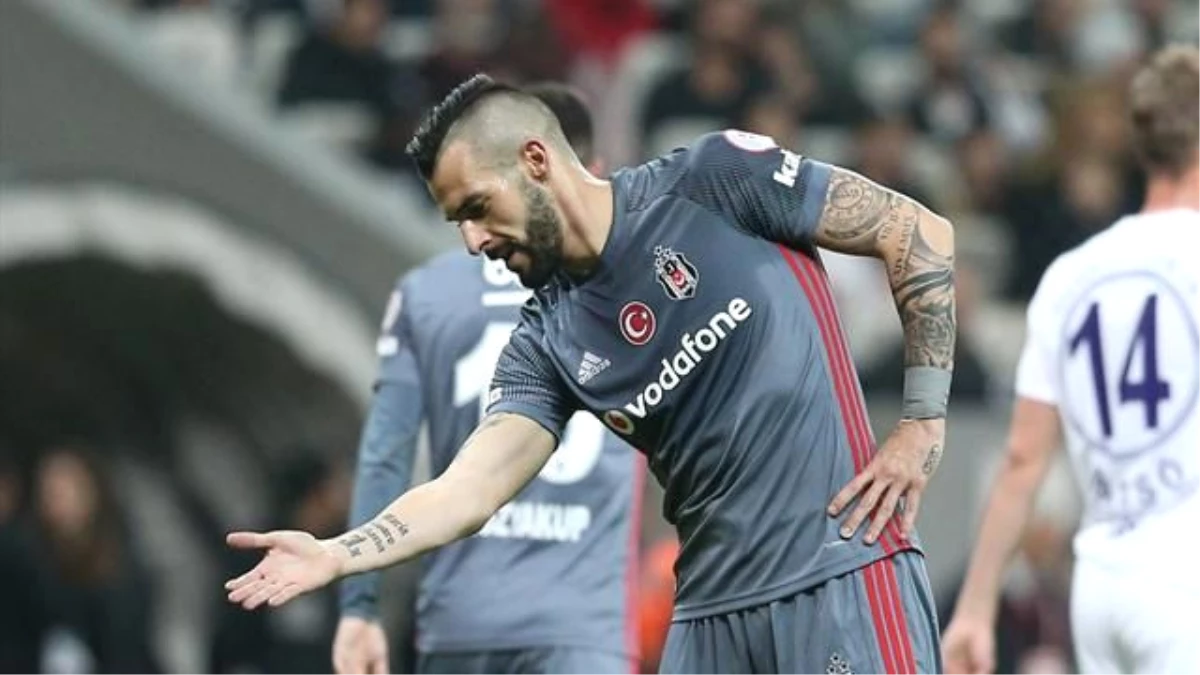 Negredo, El Nasr\'da