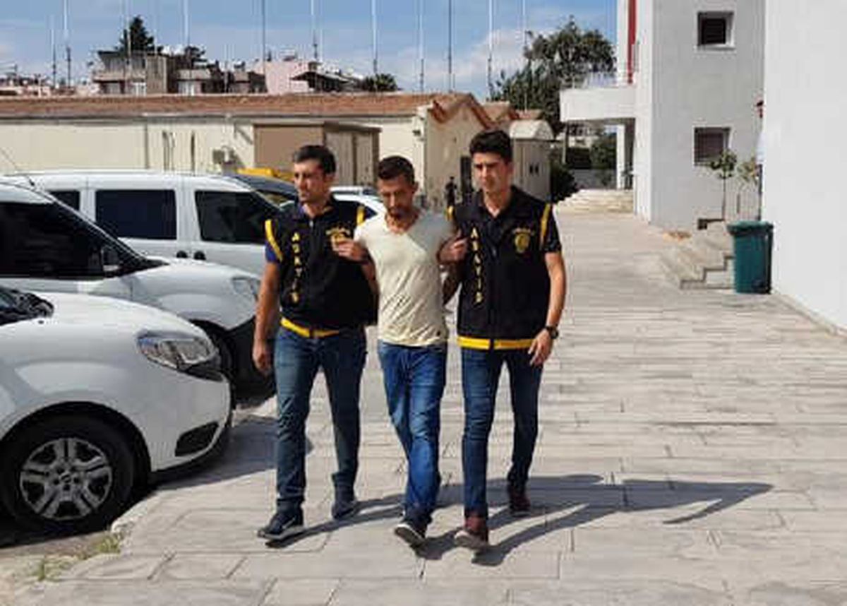 Polis, Bisiklet Hırsızını Uyurken Yakaladı