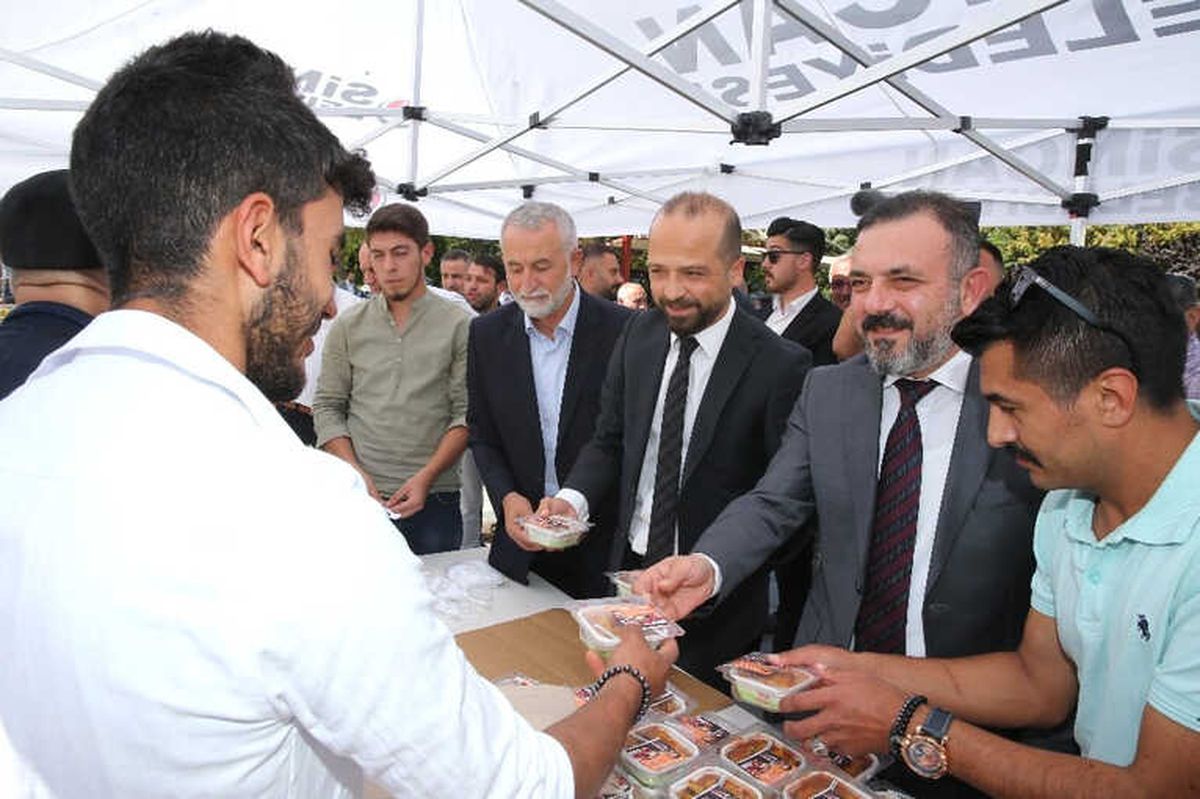 Sincan Belediyesinden Aşure İkramı