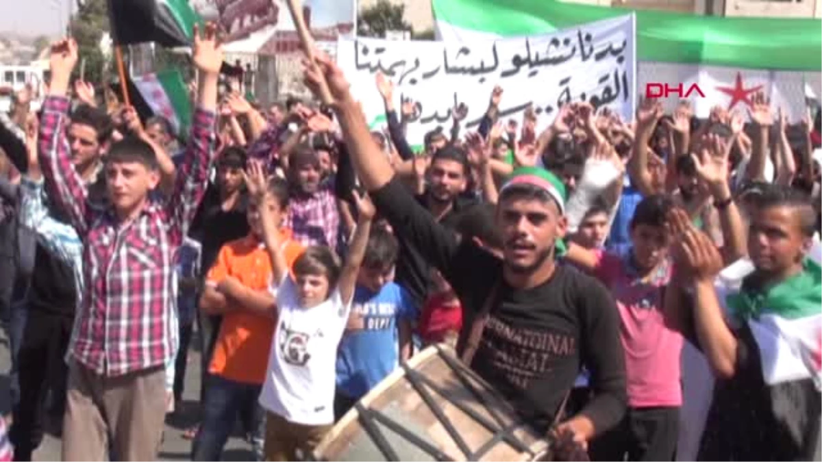 Suriye İdlib\'de Rejim Protesto Edildi