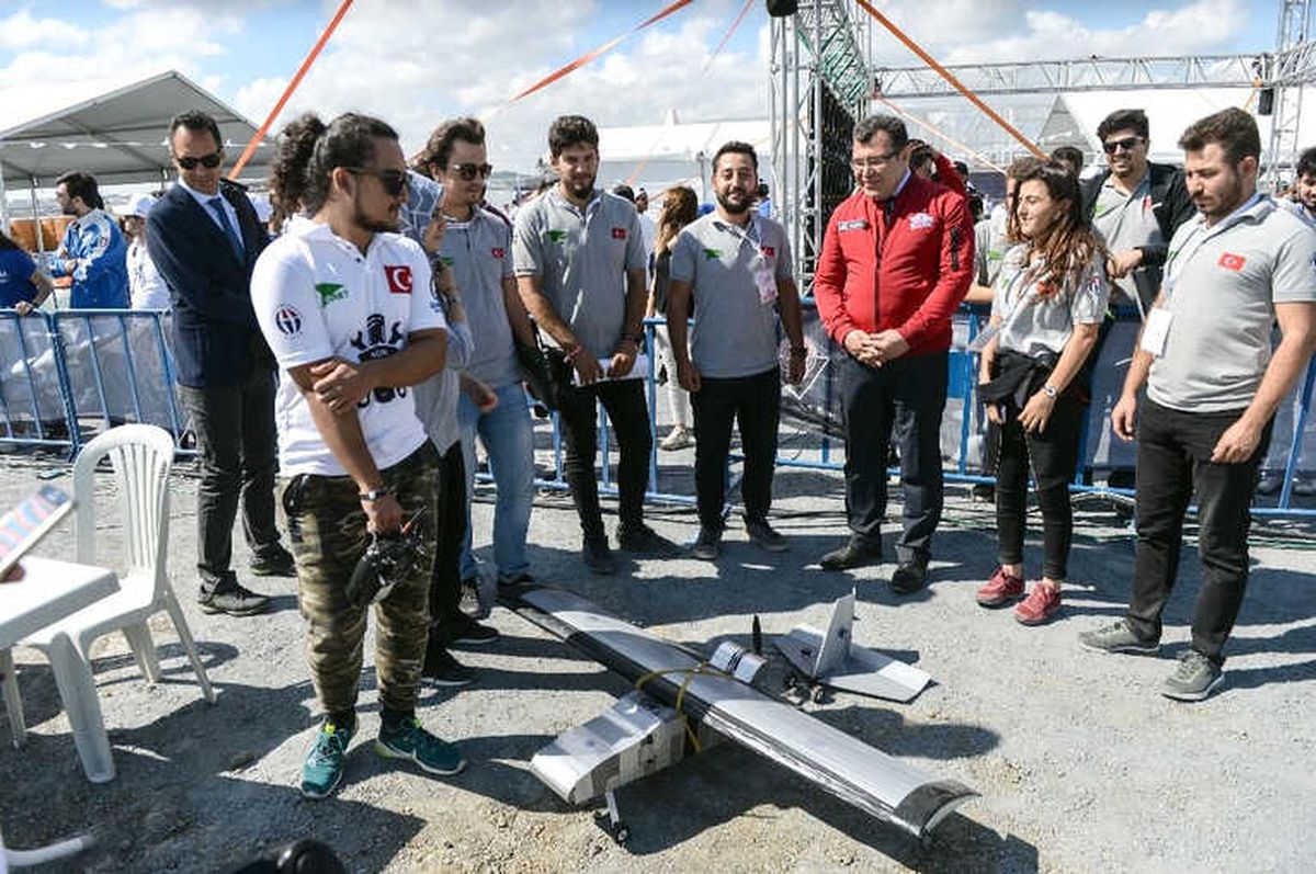 Teknofest\'te İnsansız Hava Araçları Yarışması Nefes Kesti