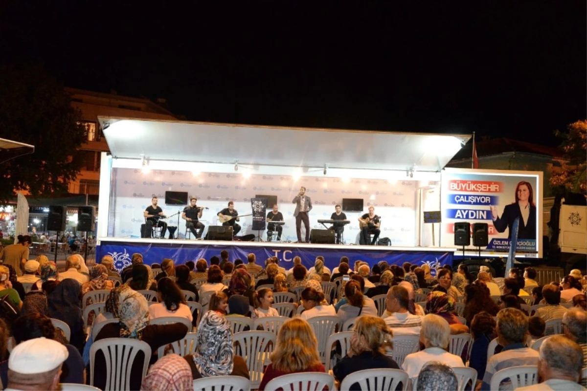 Büyükşehir\'den Atça\'da Halk Konseri