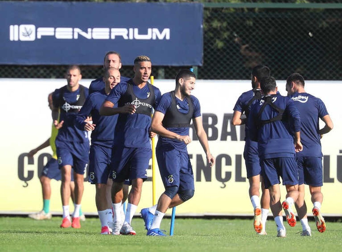 Fenerbahçe, Derbi Hazırlıklarını Sürdürdü