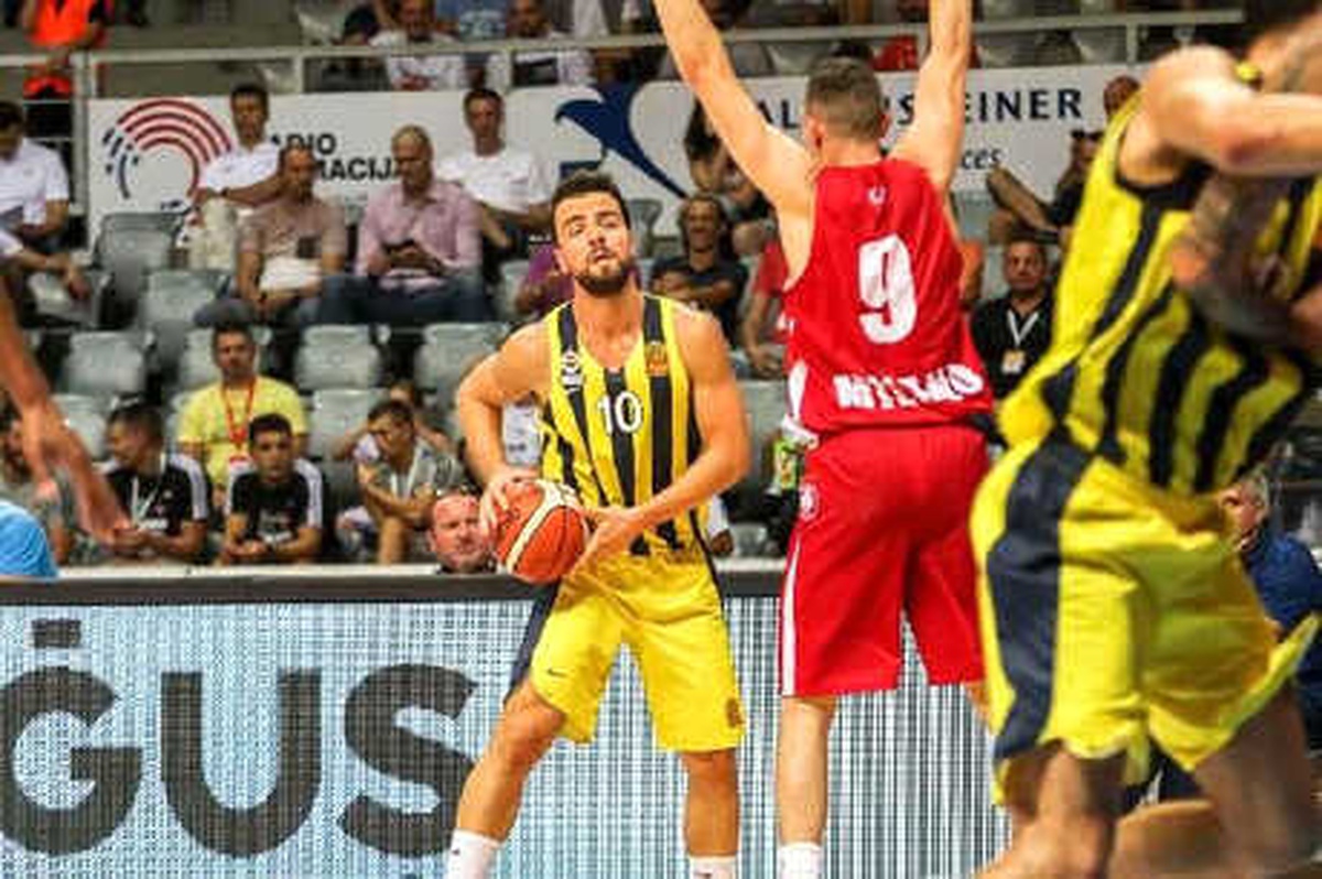 Fenerbahçe Erkek Basketbol Takımı, Zadar Turnuvası\'nda Finalde