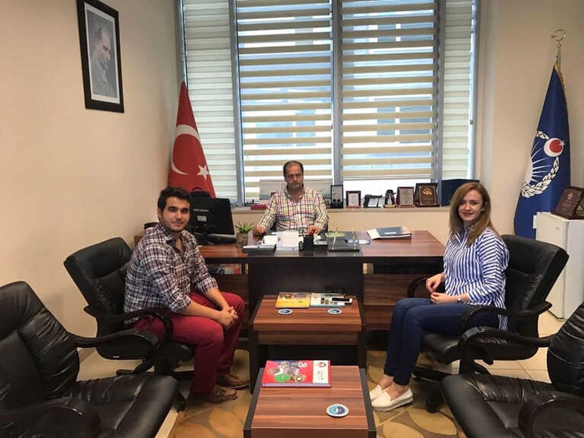 Hasta Köpeği Sırtında Taşıyan Gence Körfez\'den Destek