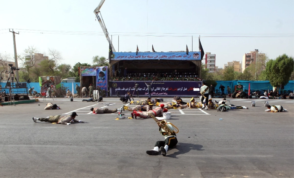 İran\'da Terör Saldırısı: 11 Ölü, 30 Yaralı