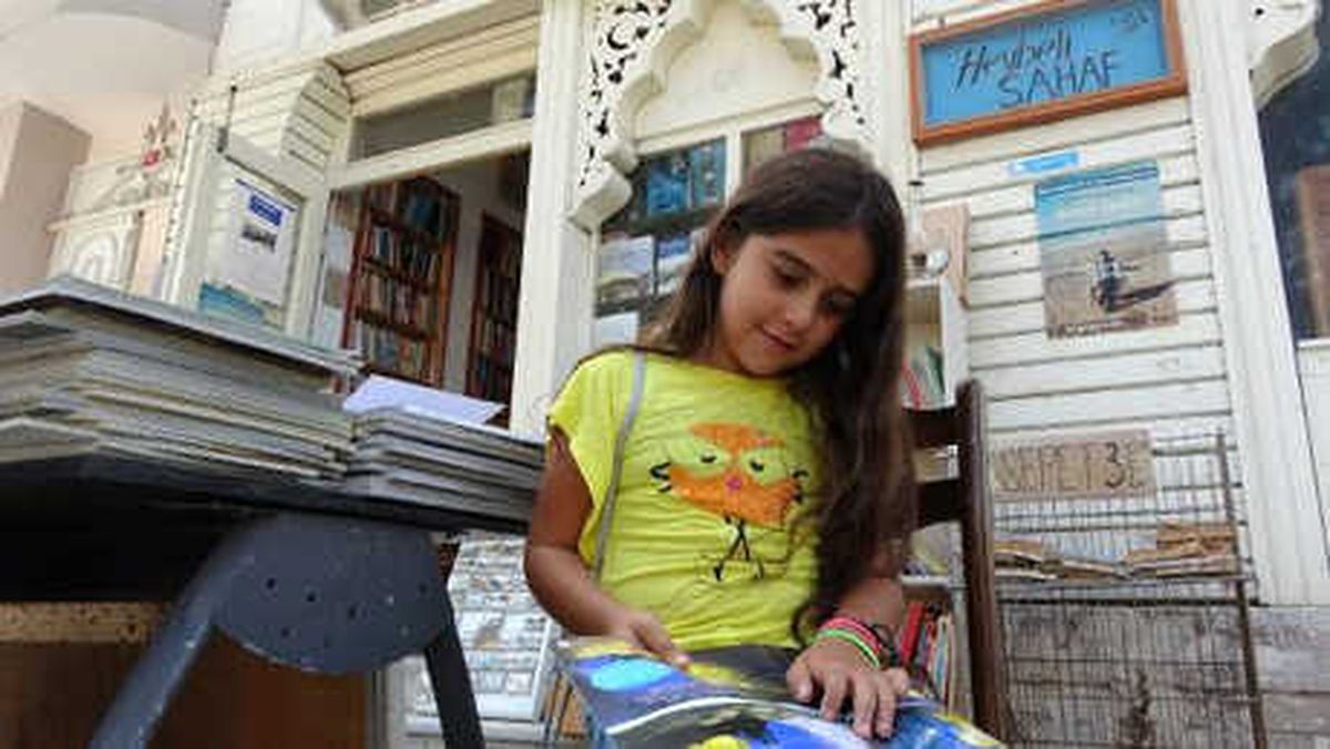 İstanbul\'un Çocuklara Özel, Ücretsiz Kitap Zinciri Heybeliada\'da