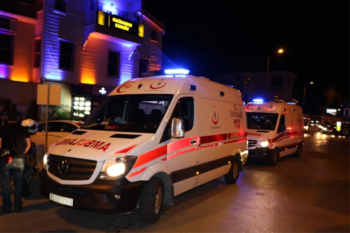 Kadıköy\'de Gece Kulübünde Silahlı Kavga: 1 Yaralı