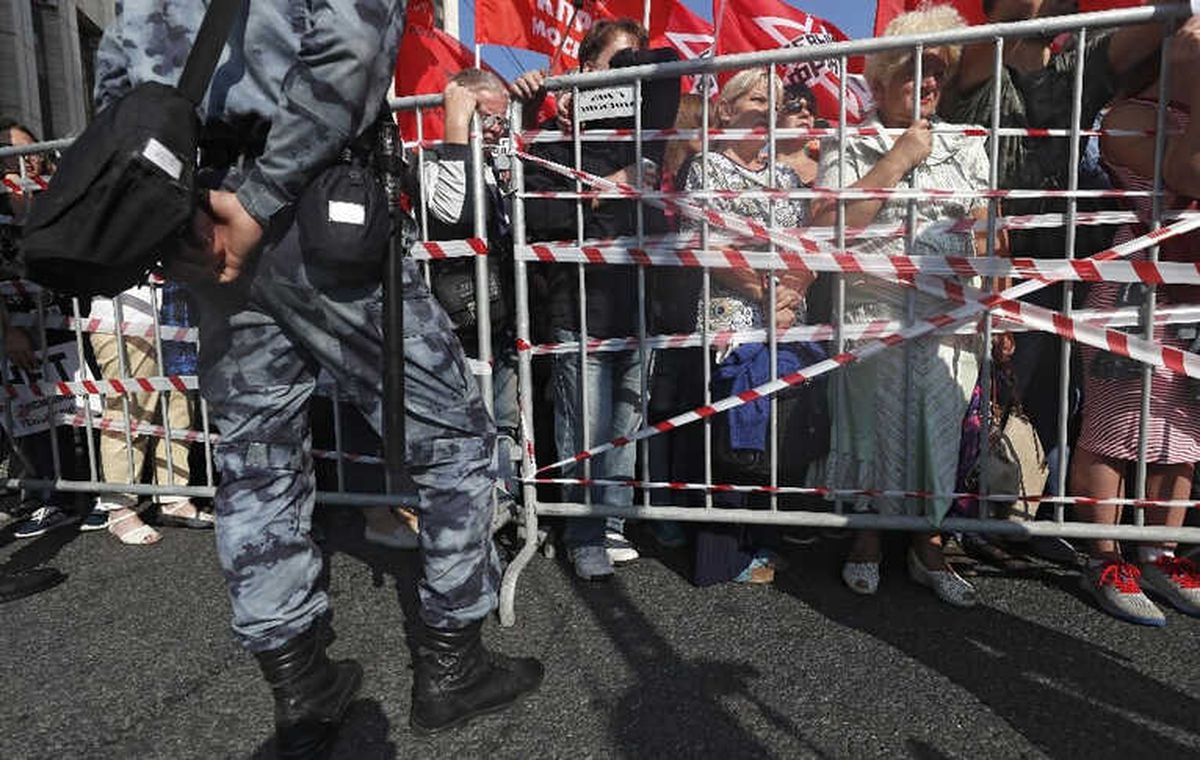 Rusya\'da Hükümet Karşıtı Protesto