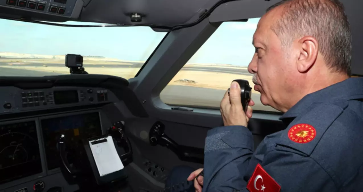 Başkan Erdoğan, Üçüncü Havalimanı\'na İniş Yaptı