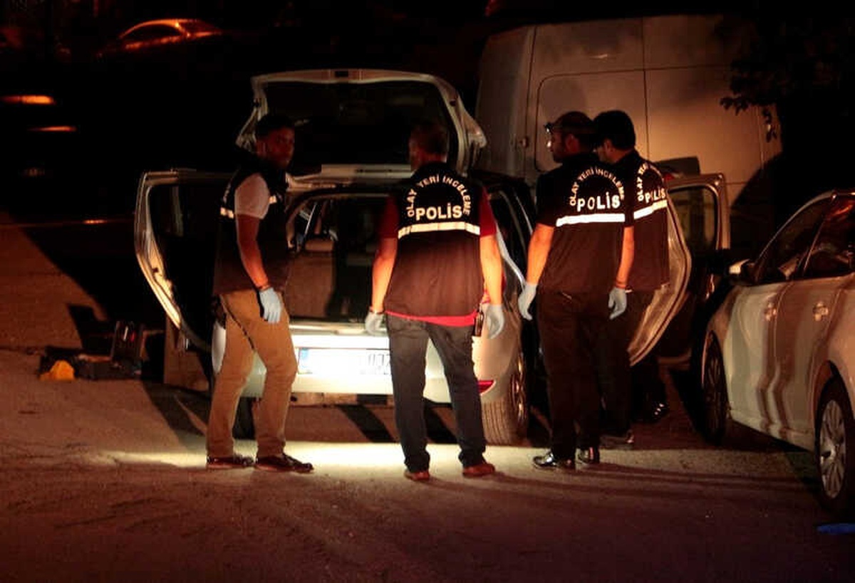 Bahçelievler\'de Çakmak Gazı Bomba Gibi Patladı; 3 Yaralı
