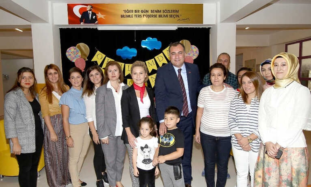 Başkan Taşdelen\'den Yenilenen Okullara Ziyaret