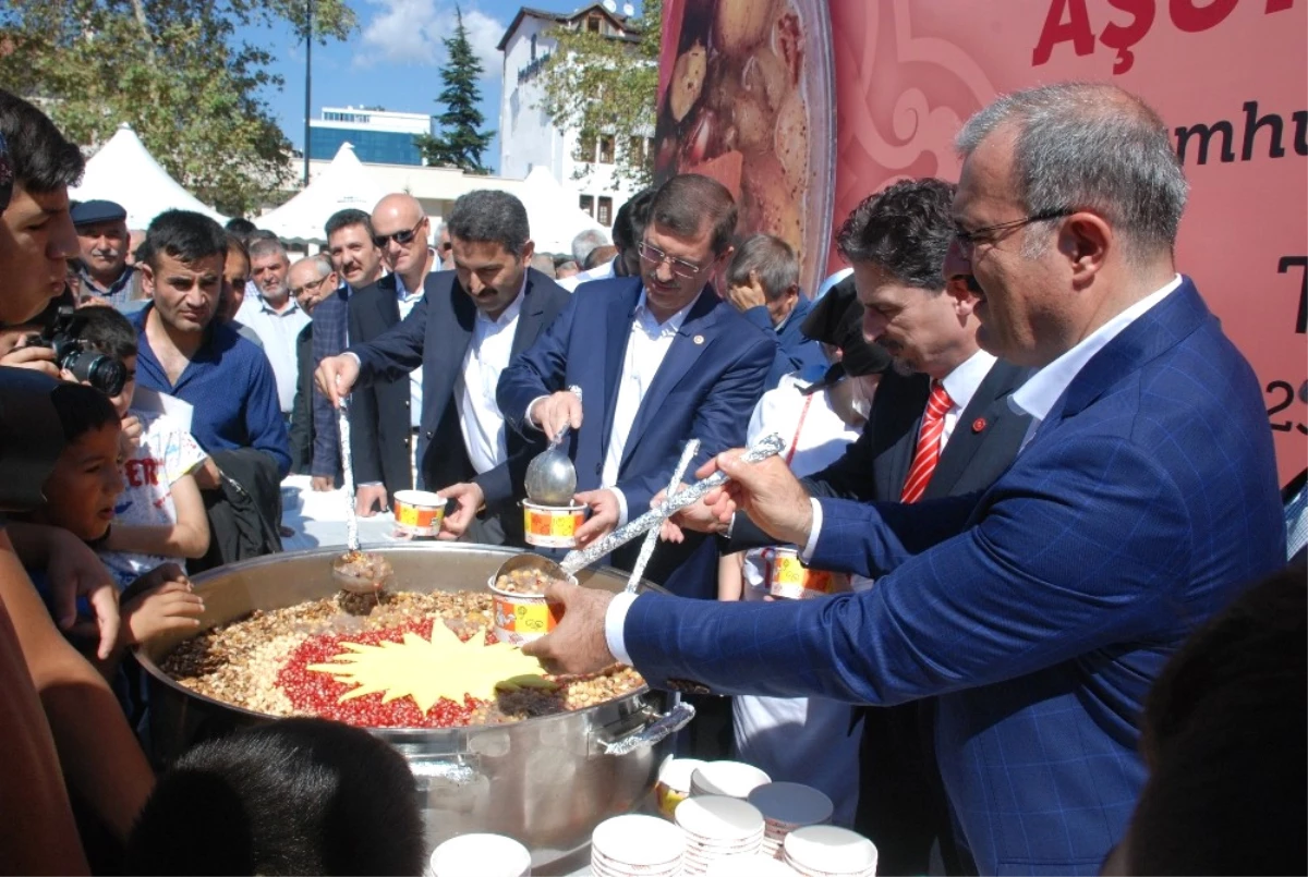 Cumhurbaşkanlığının Aşure İkramına Tokat\'ta Yoğun İlgi