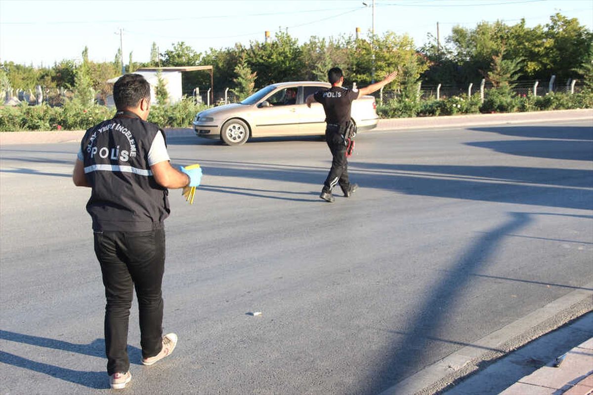 Konya\'da Yol Verme Kavgası: 2 Yaralı