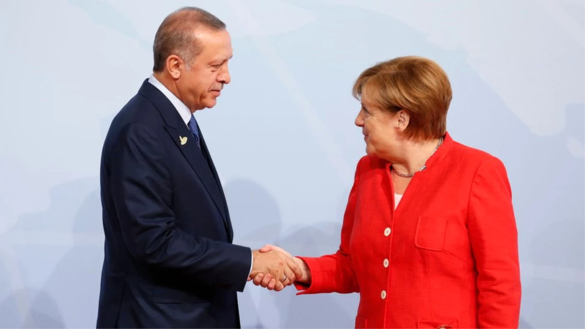 Almanya Başbakanı Merkel, Berlin\'de Cumhurbaşkanı Erdoğan İçin Verilecek Resmi Yemeğe Katılmayacak