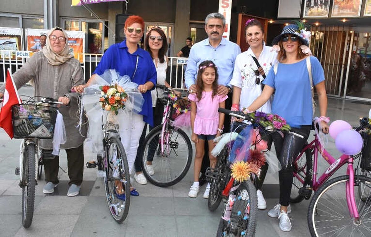 Başkan Alıcık\'tan Kadınlara Tam Destek