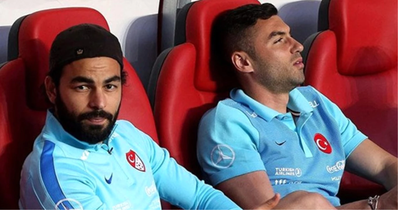 Burak Yılmaz, Sosyal Medyada Selçuk İnan\'ı Takibe Alınca Transfer Dedikoduları Başladı