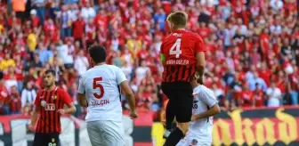 Eskişehirspor'un Gençleri Ağabeylerini Aratmıyor