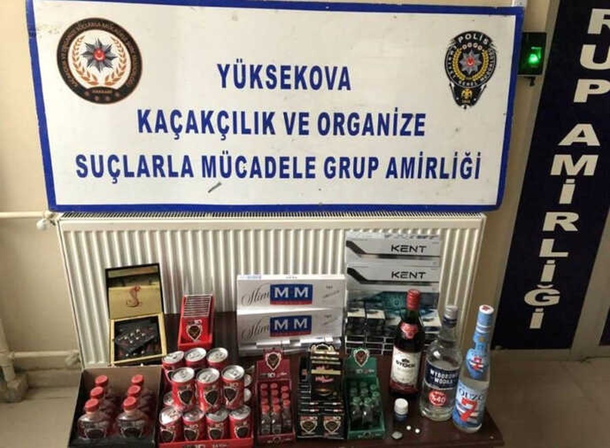 Hakkari\'de Kaçak Cinsel Güç Arttırıcı Hap Operasyonu